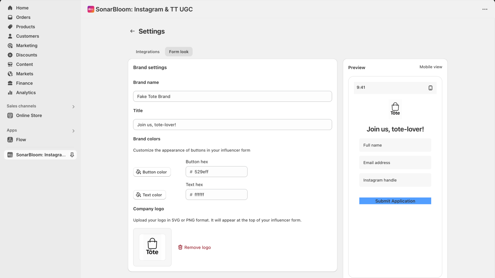 Form to invite influencers and see their IG account insights.